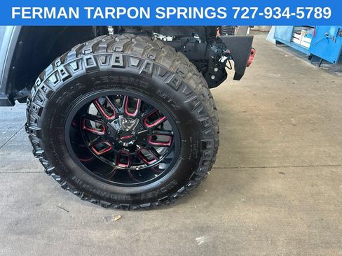 Used 2022 Jeep Gladiator Rubicon w/ LED Lighting Group AWD/4WD image 3