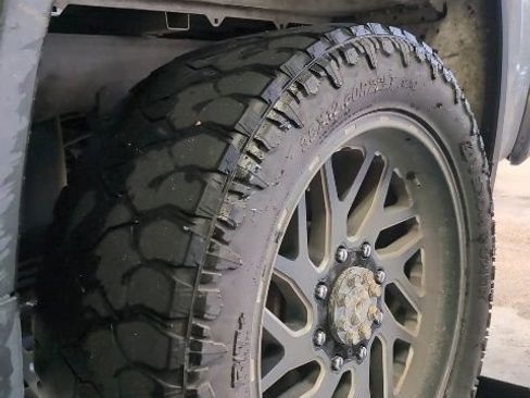 Used 2021 Chevrolet Silverado 2500 LT w/ Z71 Off-Road Package image 13