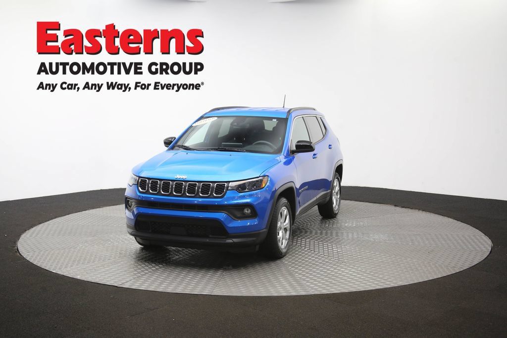 Used 2024 Jeep Compass Latitude AWD/4WD image 54