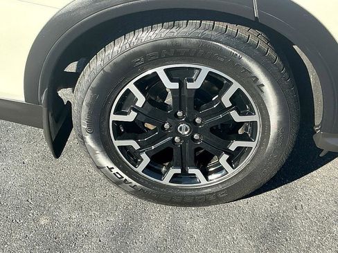 Certified 2020 Nissan Pathfinder SL image 9