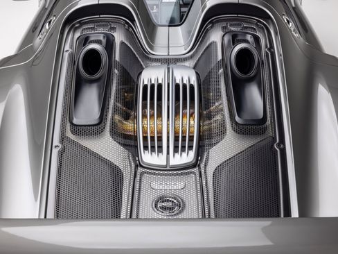 Used 2015 Porsche 918 Spyder AWD/4WD image 21