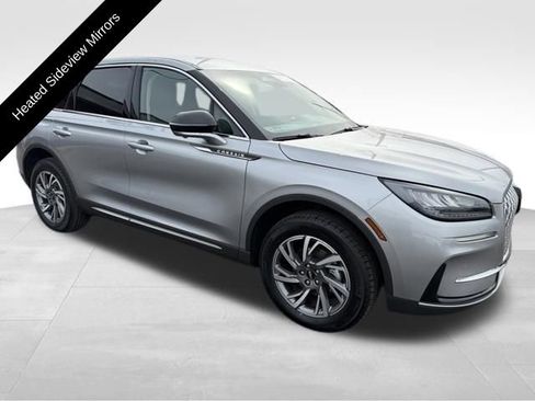 Used 2024 Lincoln Corsair AWD w/ Equipment Group 101A image 11