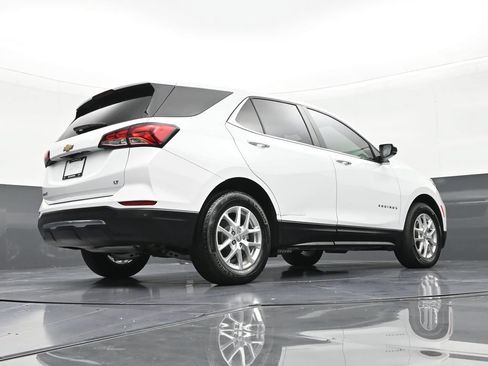 Used 2024 Chevrolet Equinox LT FWD image 24