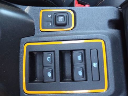 Used 2022 Ford Bronco Badlands w/ Sasquatch Package image 34