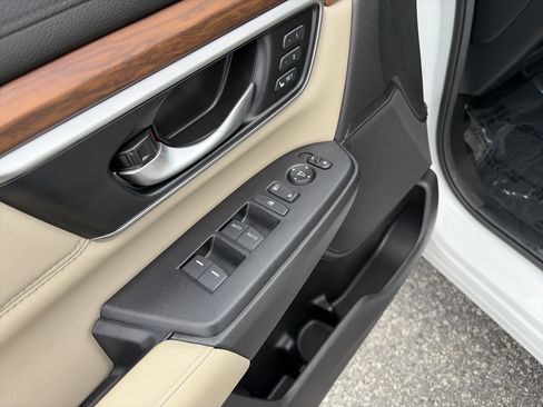Certified 2022 Honda CR-V Touring image 15