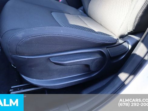 Used 2024 Kia Sportage LX image 13