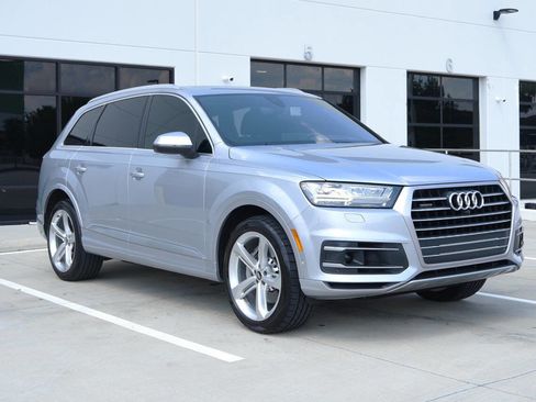 Used 2019 Audi Q7 3.0T Prestige image 2