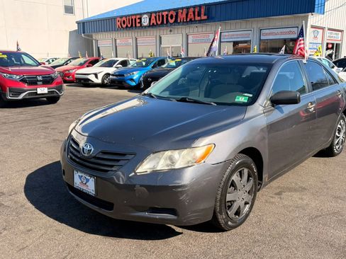 Used 2007 Toyota Camry CE FWD image 4
