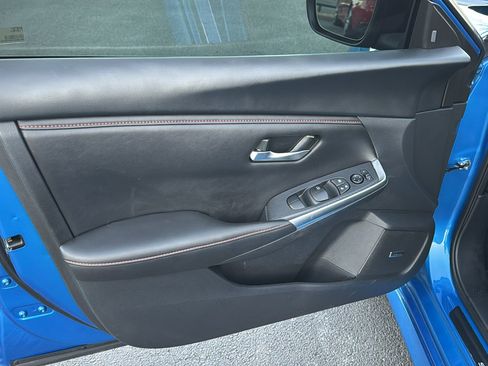 Used 2024 Nissan Sentra SR w/ SR Premium Package image 10