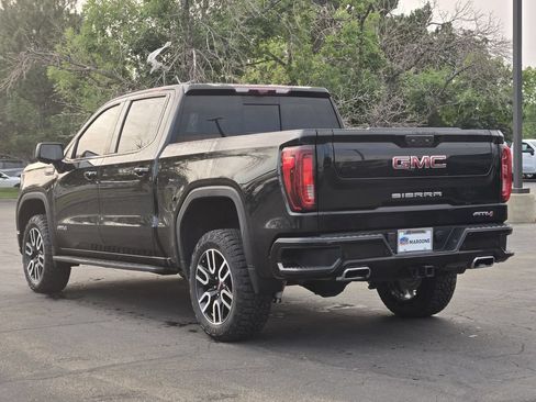 Used 2024 GMC Sierra 1500 AT4 w/ Technology Package AWD/4WD image 3