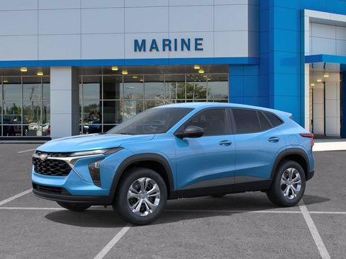 New 2026 Chevrolet Trax LS FWD image 2