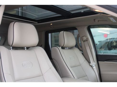 Certified 2021 Jeep Grand Cherokee Overland image 13