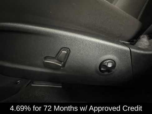 Used 2021 Dodge Charger SXT w/ Blacktop Package RWD image 16