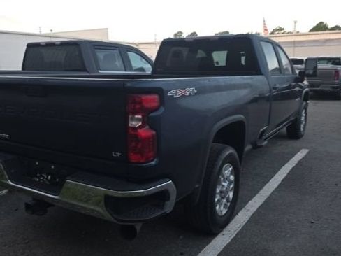 Used 2023 Chevrolet Silverado 3500 LT w/ Convenience Package AWD/4WD image 11