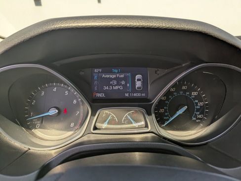 Used 2014 Ford Focus SE w/ SE Winter Package image 24