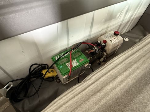 Used 1999 GMC Sierra 3500 2WD Regular Cab HD image 15