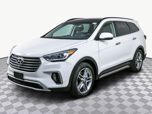 Used 2019 Hyundai Santa Fe XL image 4