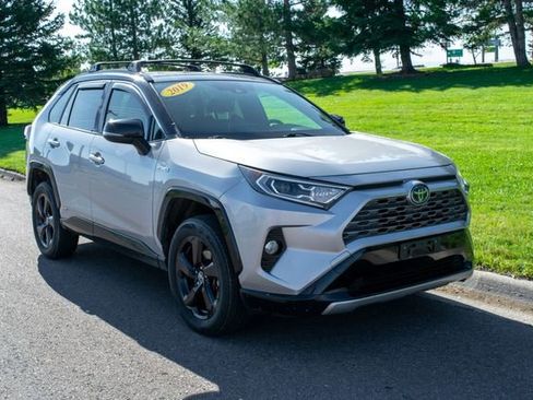 Used 2019 Toyota RAV4 XSE image 8