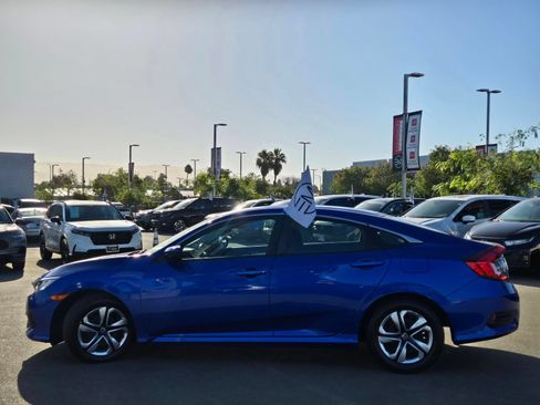 Used 2017 Honda Civic LX image 4
