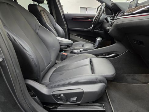 Used 2018 BMW X2 sDrive28i w/ Convenience Package image 13