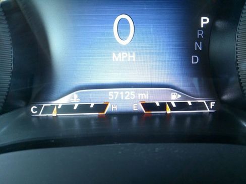 Used 2021 Jeep Cherokee Latitude Lux w/ Comfort/Convenience Group AWD/4WD image 11