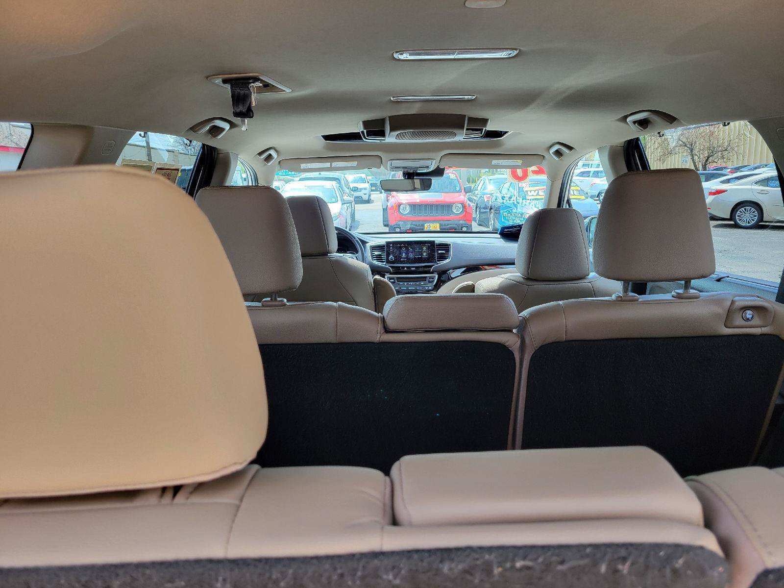 Used 2020 Honda Pilot Touring image 37