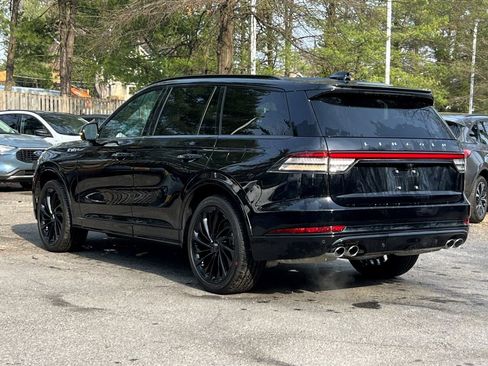 New 2026 Lincoln Aviator Reserve w/ Jet Appearance Package AWD/4WD image 3