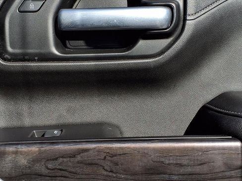 Used 2019 Chevrolet Silverado 1500 LTZ w/ LTZ Premium Package image 23