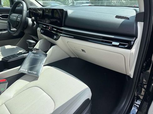 New 2026 Kia Sportage EX AWD/4WD image 14