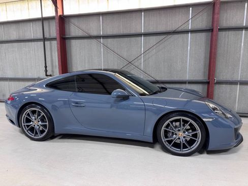 Used 2017 Porsche 911 Carrera RWD image 35