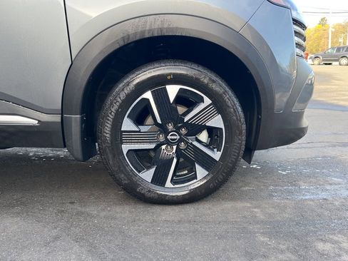 New 2026 Nissan Kicks SV AWD/4WD image 15