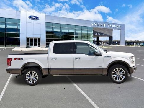 Used 2017 Ford F150 Lariat w/ Equipment Group 502A Luxury AWD/4WD image 5