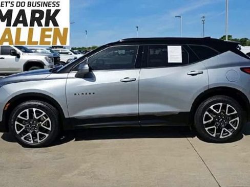 Used 2024 Chevrolet Blazer RS w/ LPO, Sport Package FWD image 5