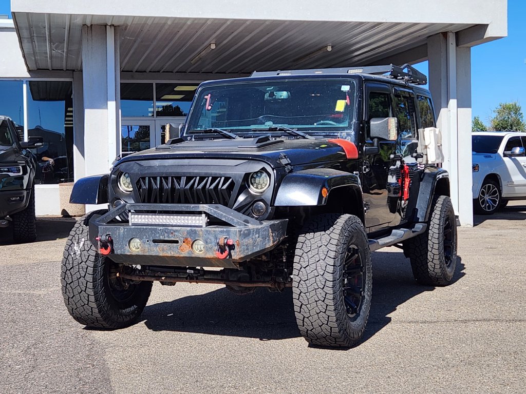 Used 2017 Jeep Wrangler Unlimited Sahara w/ Connectivity Group AWD/4WD image 4