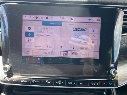 Used 2024 Jeep Wagoneer L Series II w/ Flexible Seating Group AWD/4WD image 23
