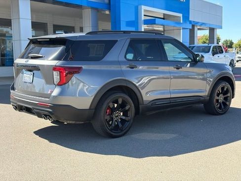 Used 2021 Ford Explorer ST w/ Equipment Group 401A AWD/4WD image 3