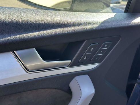 Used 2019 Audi SQ5 Premium image 14