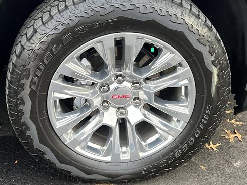 Certified 2025 GMC Sierra 1500 Denali w/ Technology Package image 13