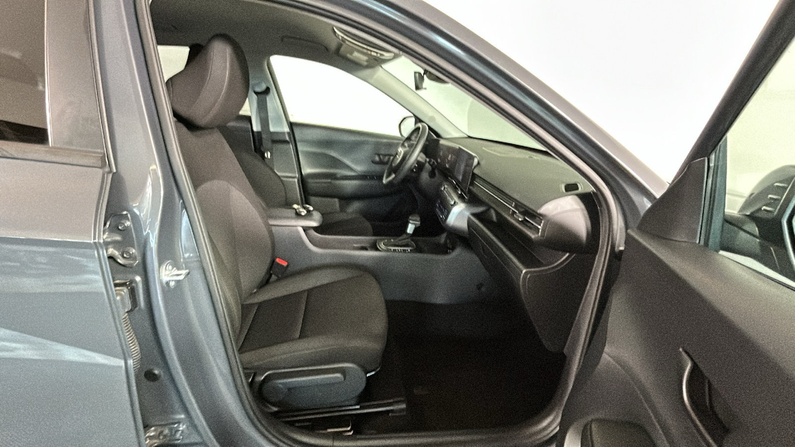 Used 2024 Hyundai Kona SEL AWD/4WD image 37