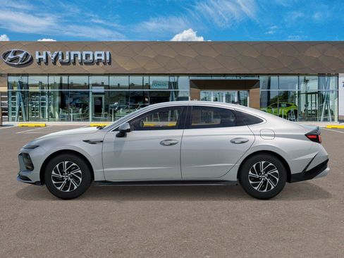 New 2026 Hyundai Sonata Blue FWD image 3