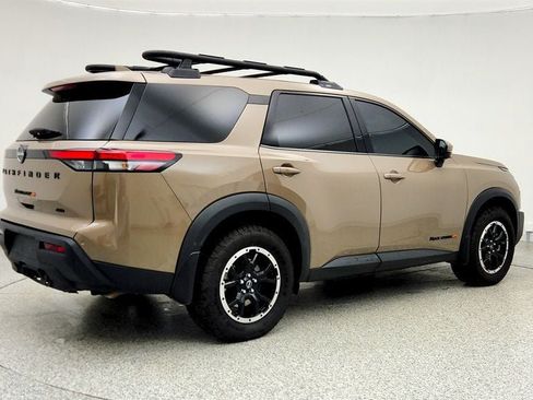 Used 2024 Nissan Pathfinder Rock Creek AWD/4WD image 5