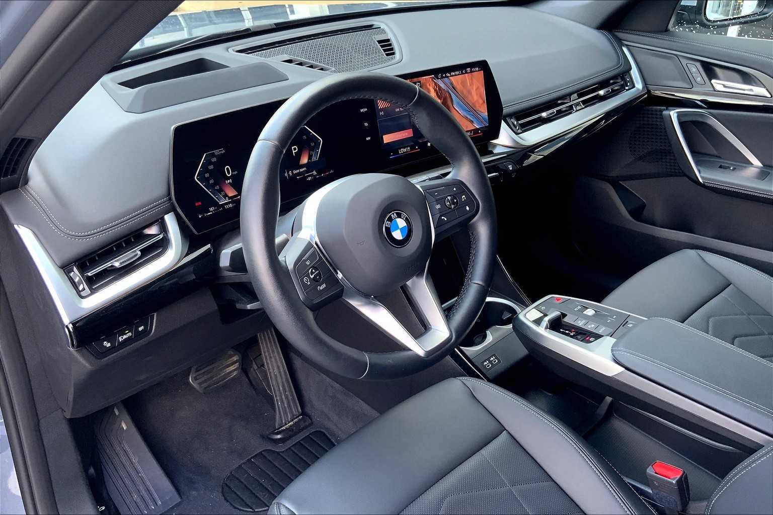Used 2024 BMW X1 xDrive28i AWD/4WD image 19