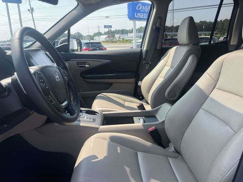 Certified 2023 Honda Ridgeline RTL image 16
