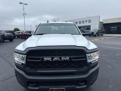 Used 2019 RAM 2500 Tradesman AWD/4WD image 2