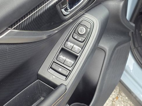 Used 2019 Subaru Crosstrek 2.0i Limited w/ Moonroof Package image 17