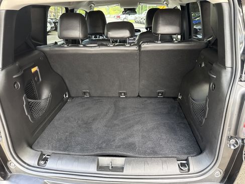 Used 2019 Jeep Renegade Sport w/ UConnect 7.0 Group AWD/4WD image 18