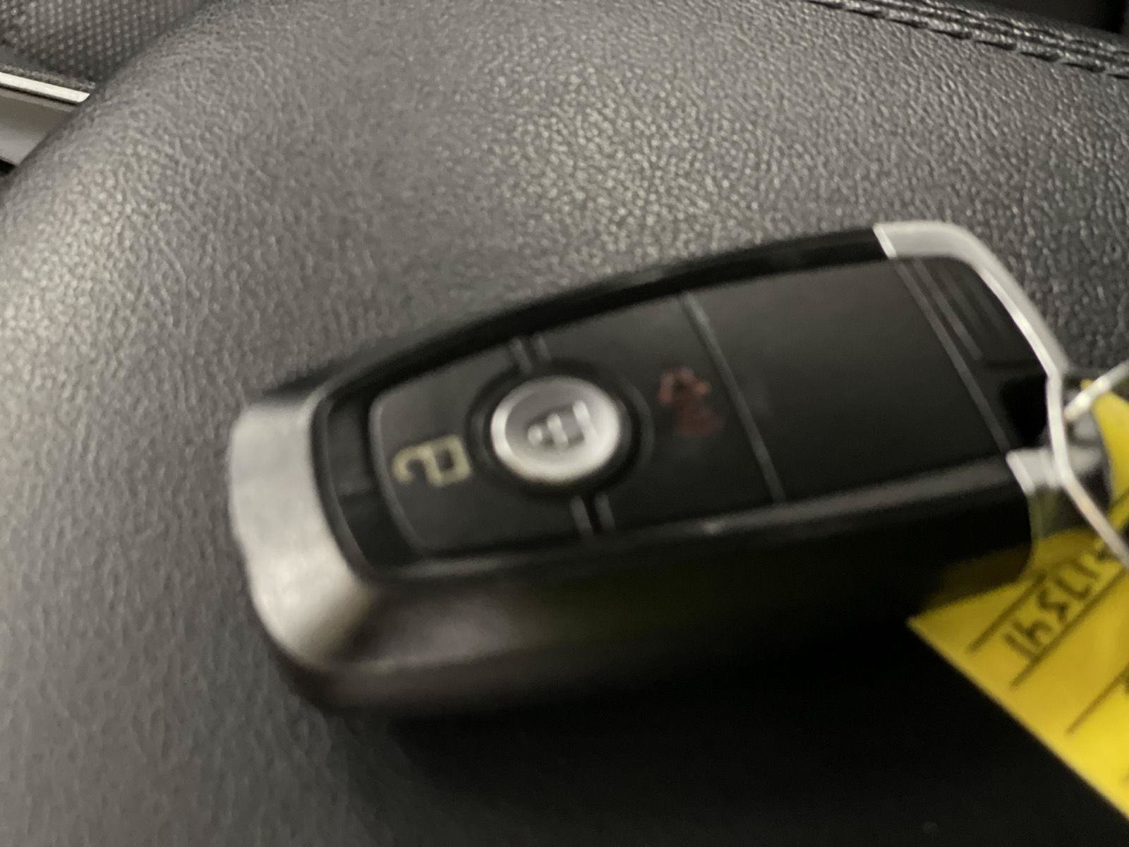 Used 2021 Ford Edge SE AWD/4WD image 39