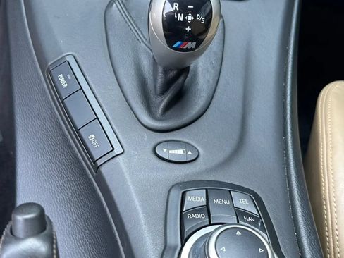 Used 2013 BMW M3 Convertible RWD image 21