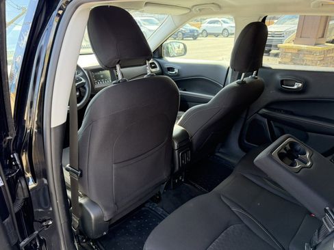 Used 2018 Jeep Compass Sport w/ Tech Group image 23