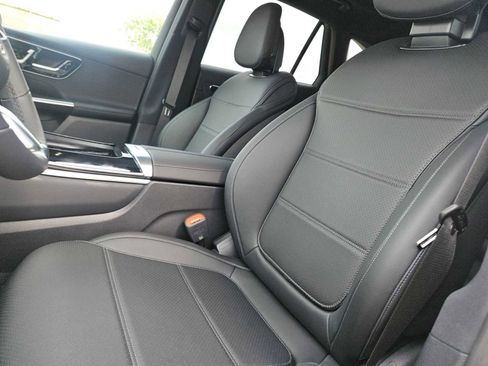 New 2026 Mercedes-Benz GLC 300 image 15